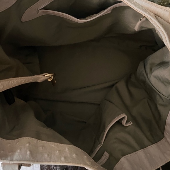 LARGE AUTHENTIC CRÈME COLORED LEATHER OSTRICH BAG - Picture 14 of 16
